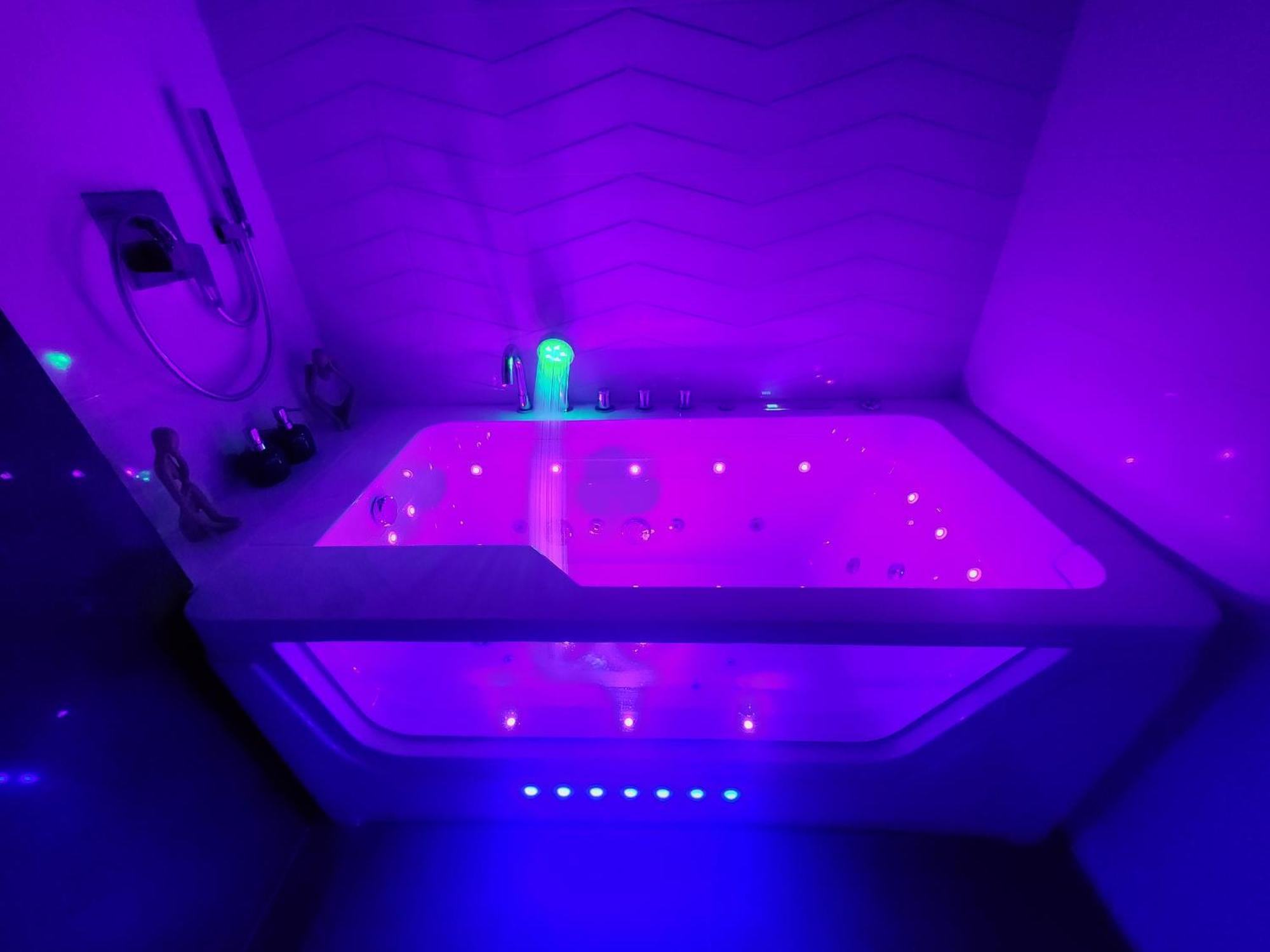 New! Luxury With Jacuzzi And Total Relax - Warszawski Luksus Jacuzzi I Totalny Relaks! * Warszawa